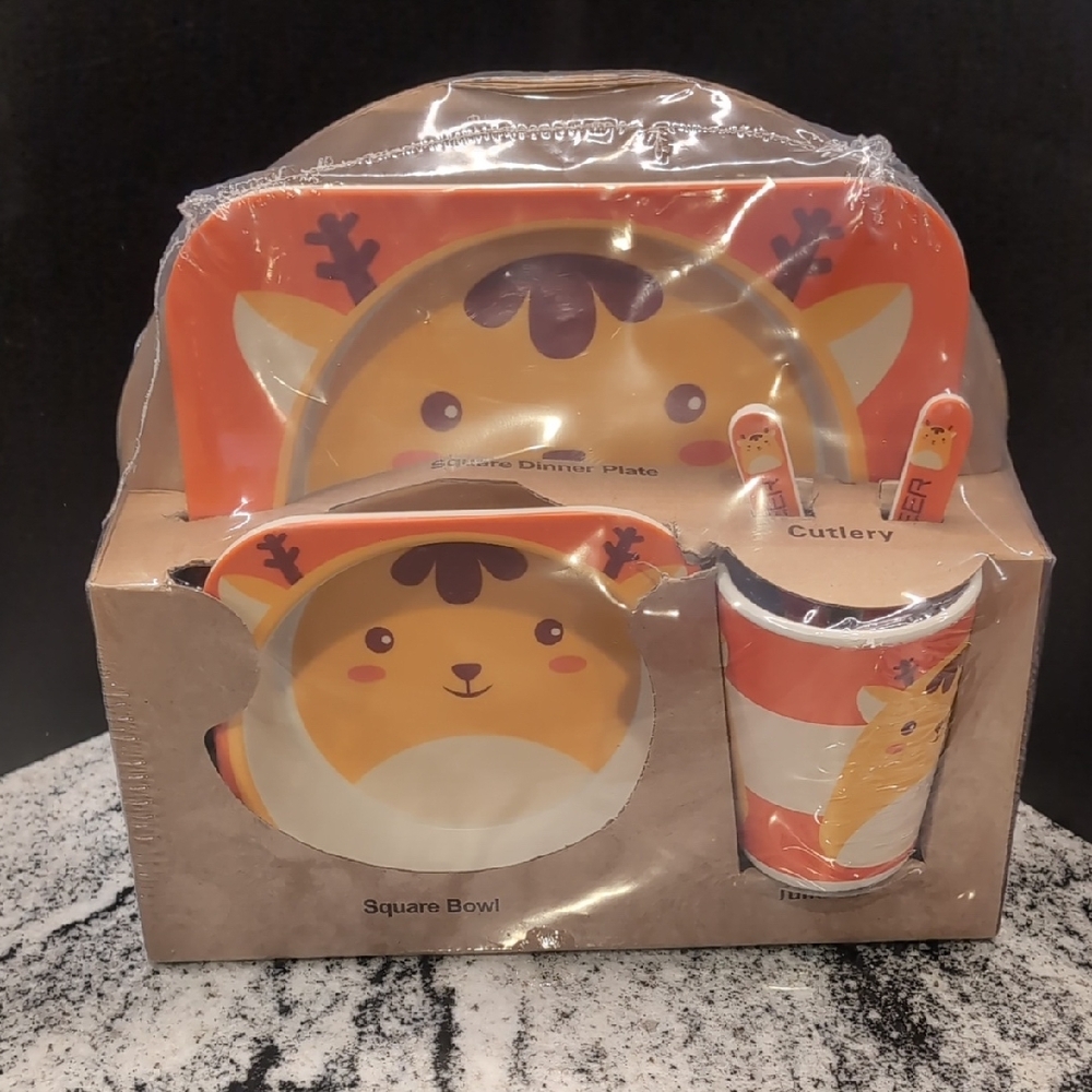 Cute Animal Dinnerware Set - Orange and Yellow